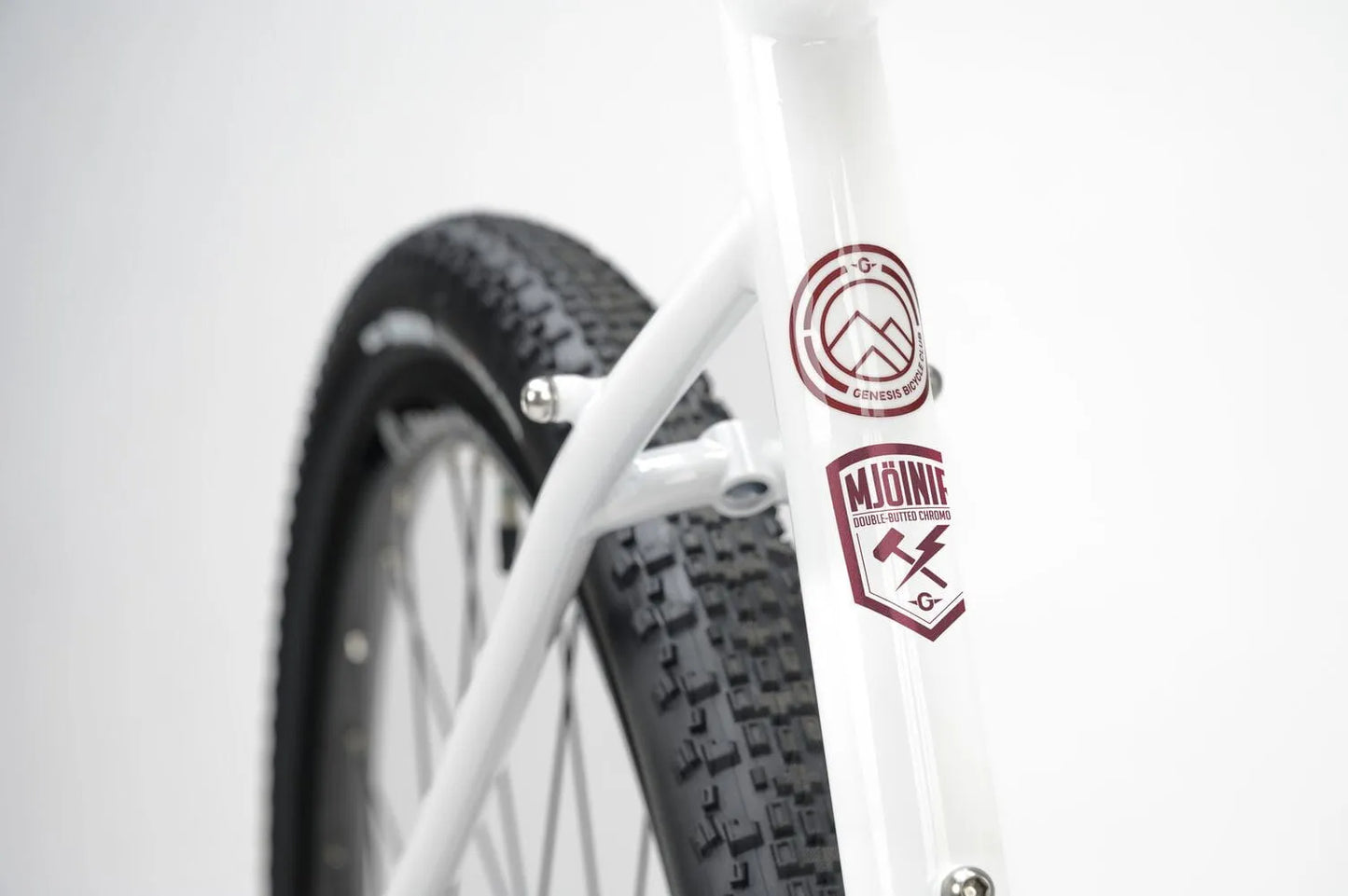 Genesis Croix de Fer 10