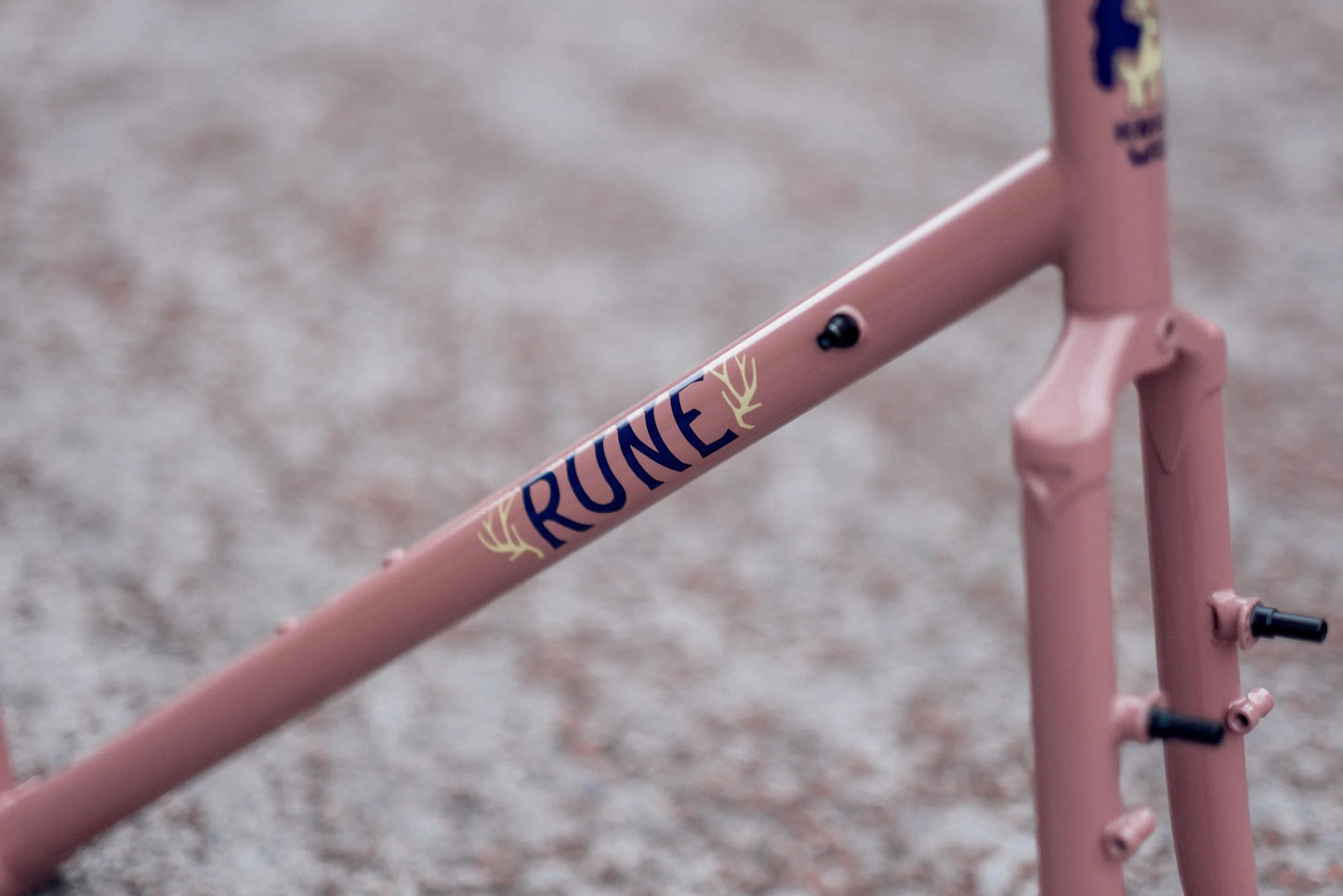 Kit cadre Rune Knightwood Rose Pink